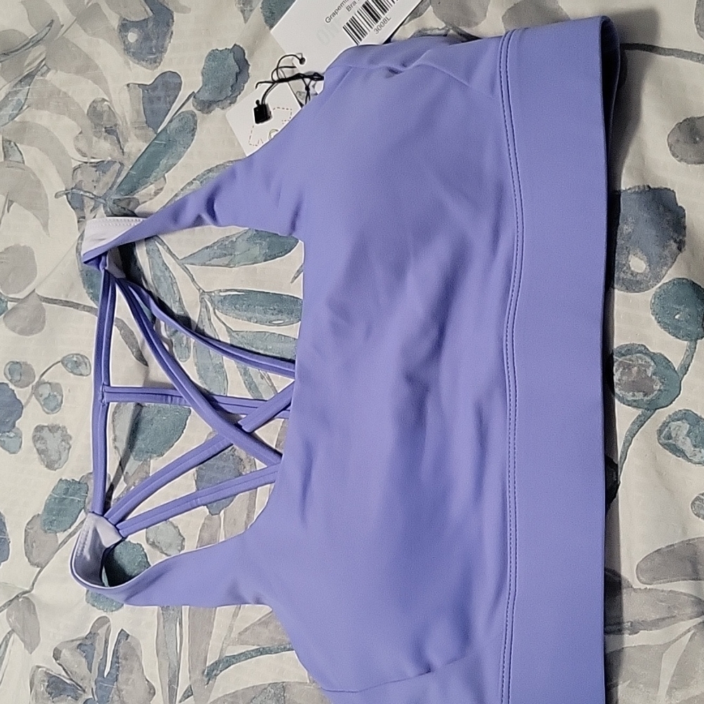 Light and tight bra